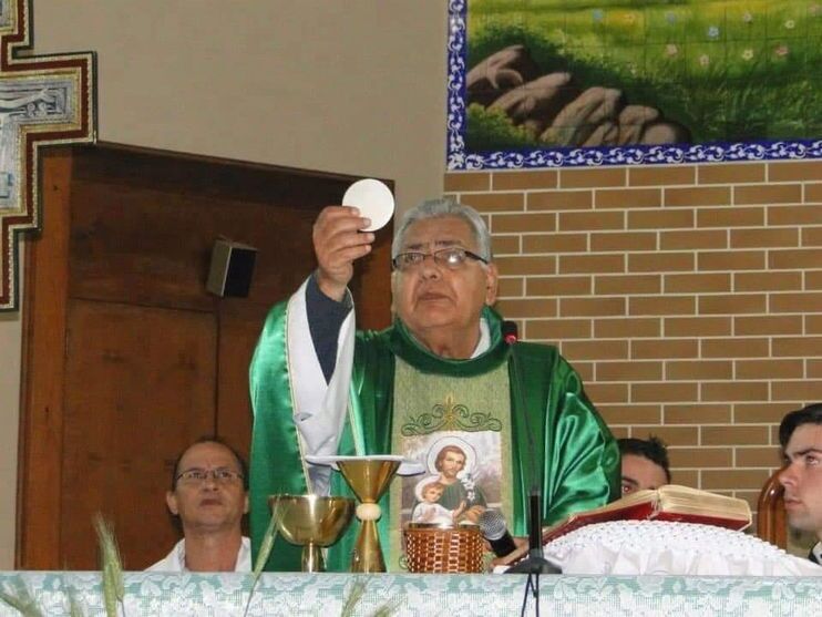 Padre Francisco Tabone testa negativo para Covid-19
