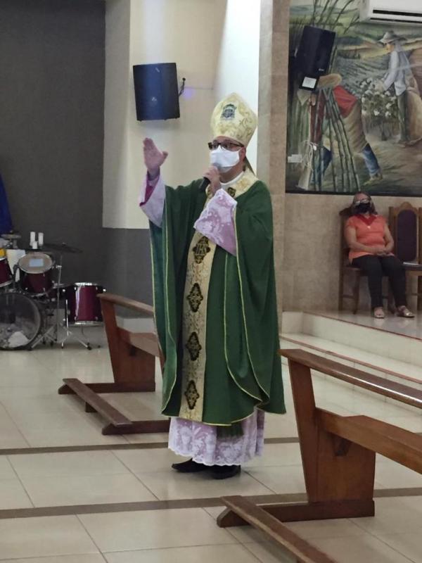 Bispo celebra em Santo Inácio, Santa Inês e Itaguajé