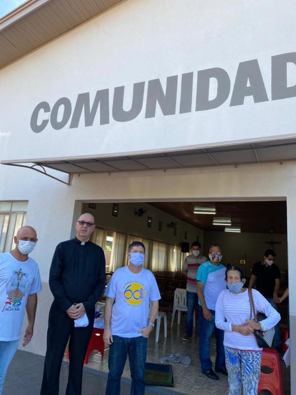 Comunidade Bom Pastor recebe com alegria o Bispo