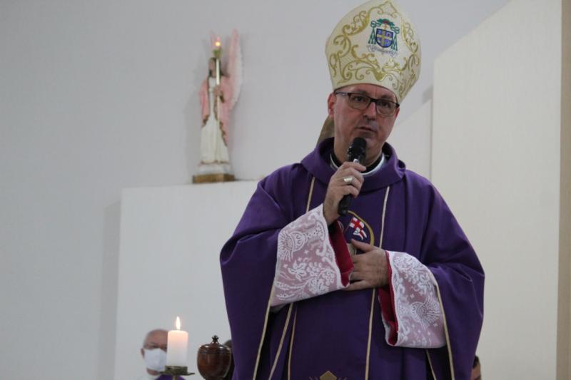 Paróquia Espírito Santo recebe o Bispo