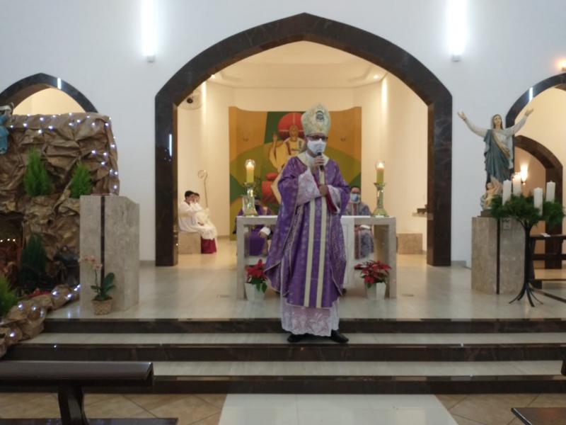 Bispo visita Novo Itacolomi