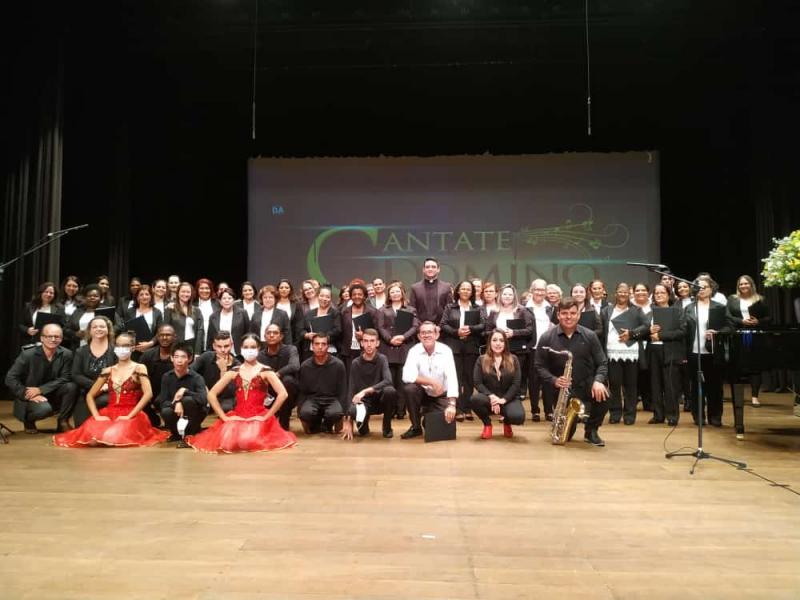 O concerto de Páscoa que reuniu os dois corais da Diocese de Apucarana