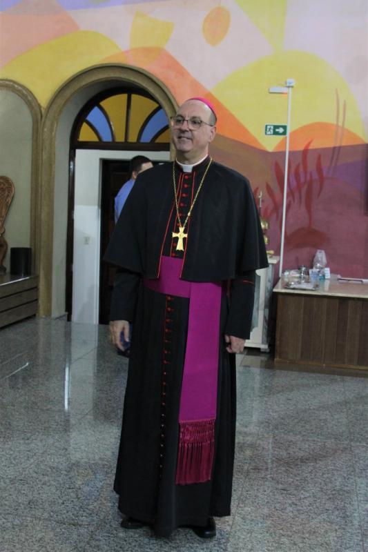 Vídeo em homenagem aos 30 anos de ordenação sacerdotal de Dom Carlos José
