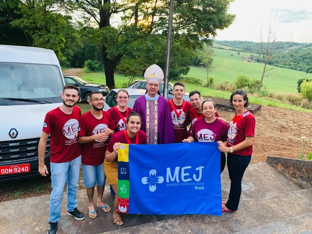 Dom Carlos presidiu a missa no encontro estadual 