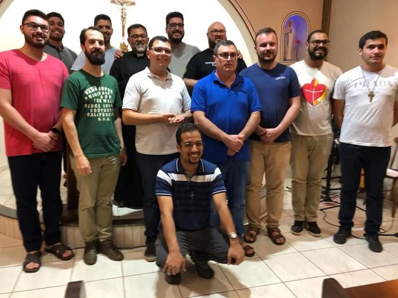 Seminaristas da etapa da configuração/teologia fazem experiência na Casa da Misericórdia