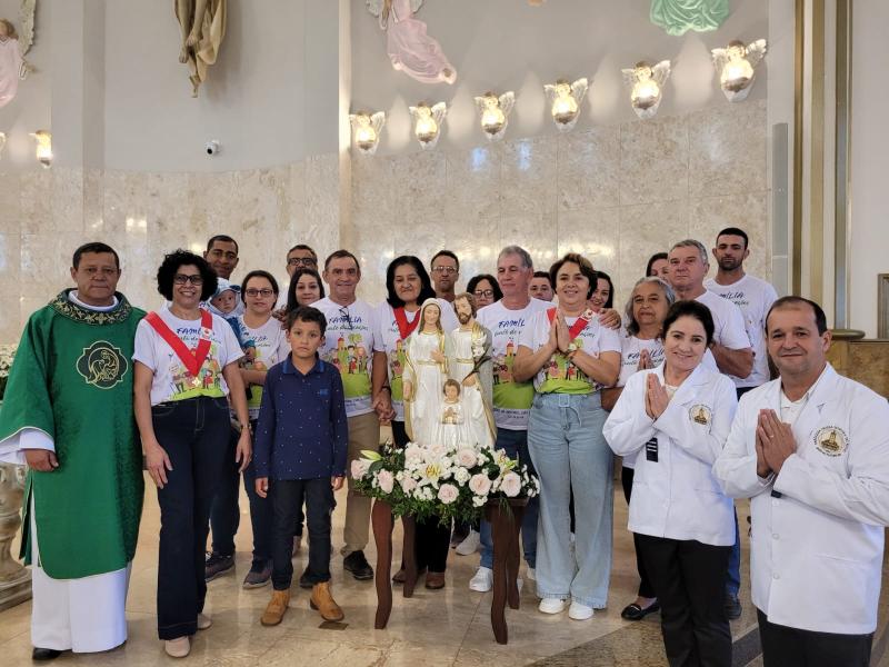 Carreatas e caminhadas marcaram o 1º dia da Semana Nacional da Família