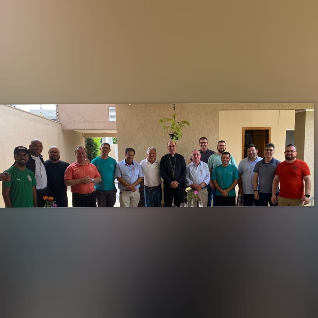 Dom Carlos celebrou seu aniversário em um almoço com o Conselho de Presbíteros da Diocese de Apucarana