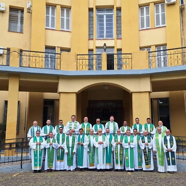 Padres coordenadores de diversas regiões do Brasil, estiveram reunidos em São Leopoldo - RS