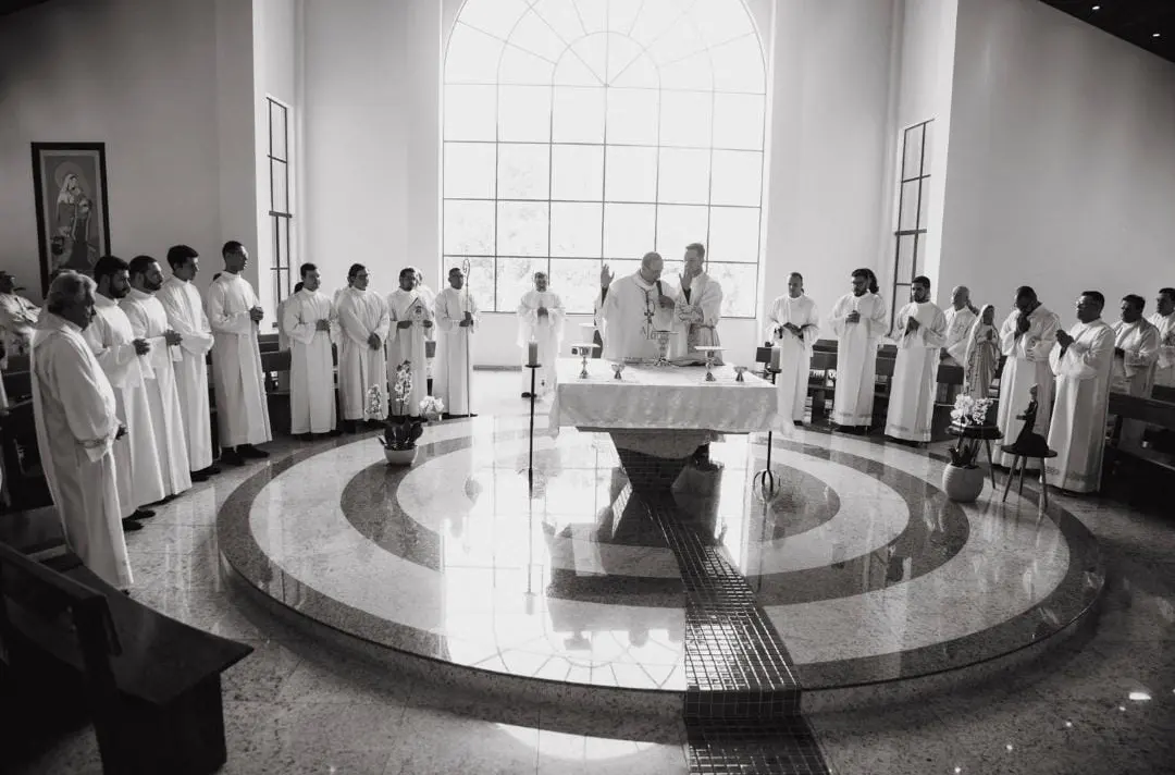 Ordens sacras, leitorado e acolitado