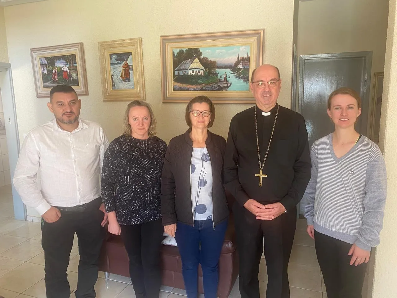 Visita às irmãs São Carlos de Lion