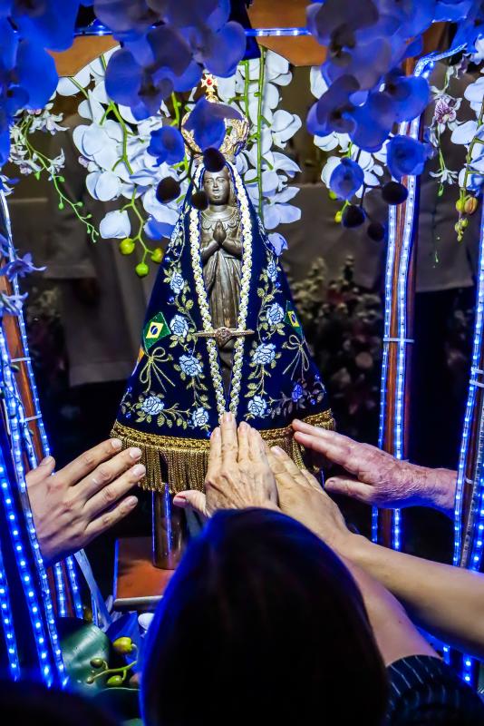 12 de outubro com muita fé e devoção