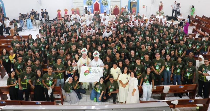 Jovem de Ivaiporã representa a Diocese de Apucarana 
