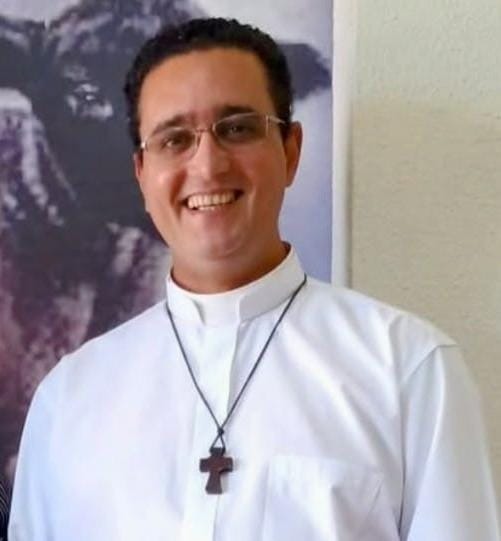 Pe. Adriano Francisco Ferreira