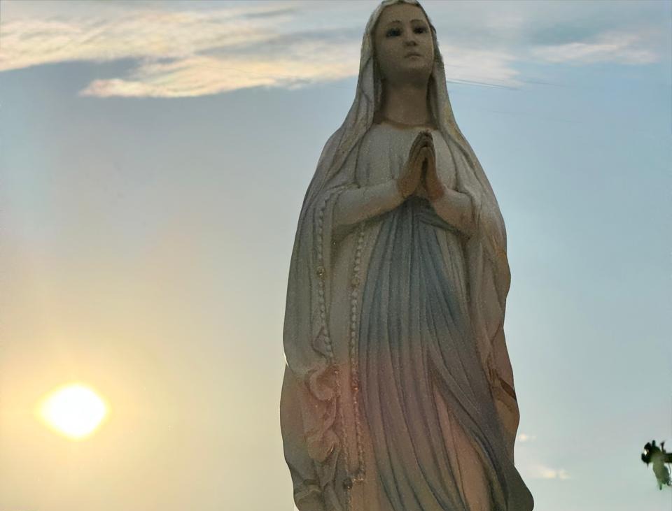 Emoção, fé e devoção