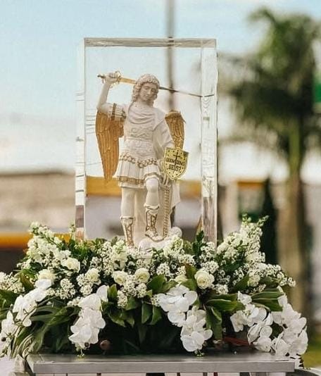 Carreata em Apucarana com a imagem peregrina de São Miguel Arcanjo