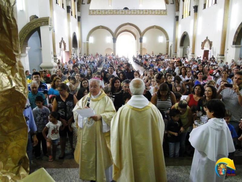 Missa em Louvor a Nossa Senhora de Lourdes e Jubileu dos Funcionários(as)