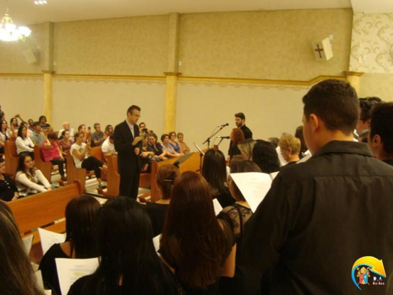 4º Concerto de Páscoa - Cantate Domino - Apresentação em Arapongas 