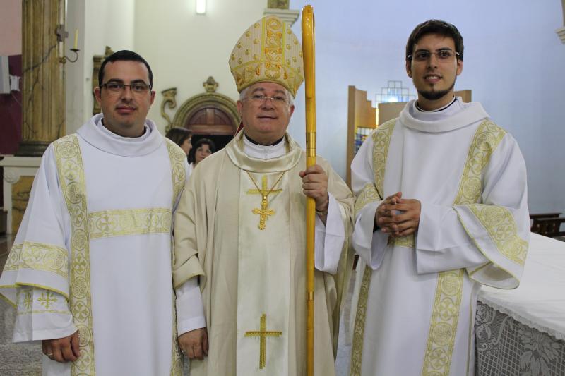 Ordenação Diaconal dos seminaristas Paulo Sidnei e Willian Junior
