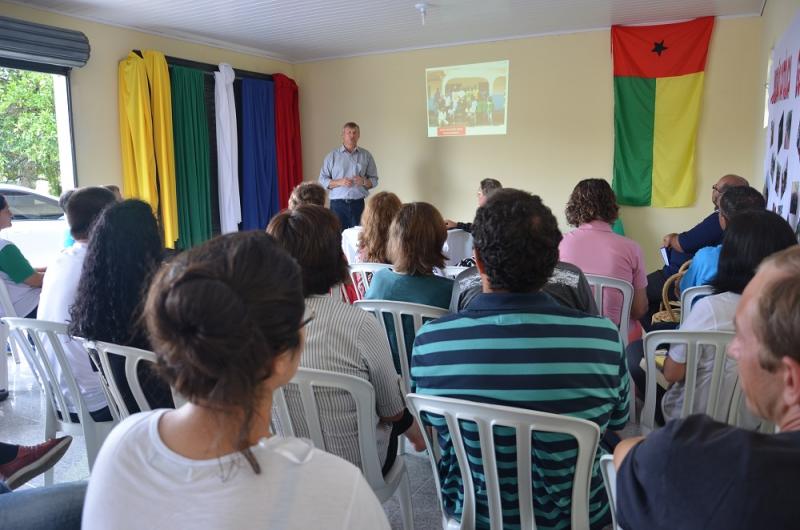 Encontro de futuros missionários para a África