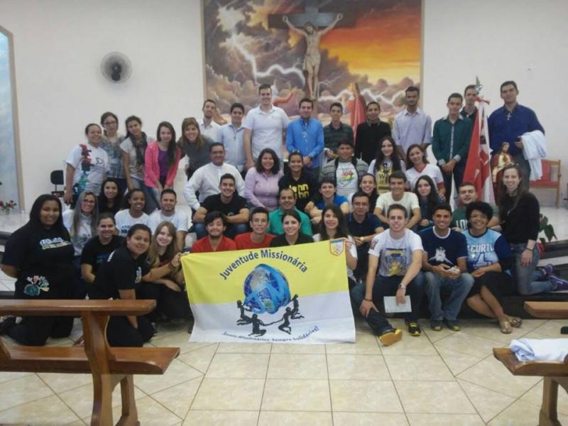 1ª Missão Estadual da Juventude Missionária na Paróquia Maria Mãe da Unidade em Faxinal