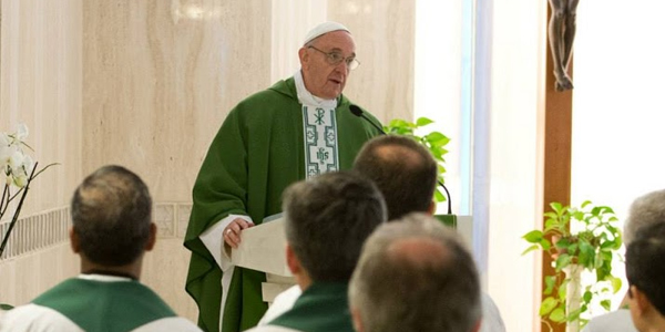 Papa alerta sobre o perigo da ganância