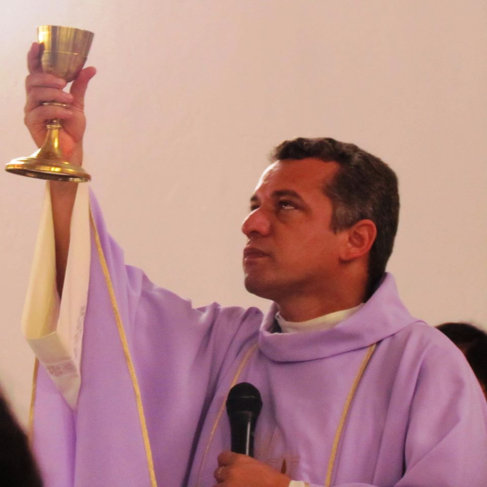 Mês Vocacional! Entrevista com Vigário Geral da Diocese Pe. Paulo Amaral