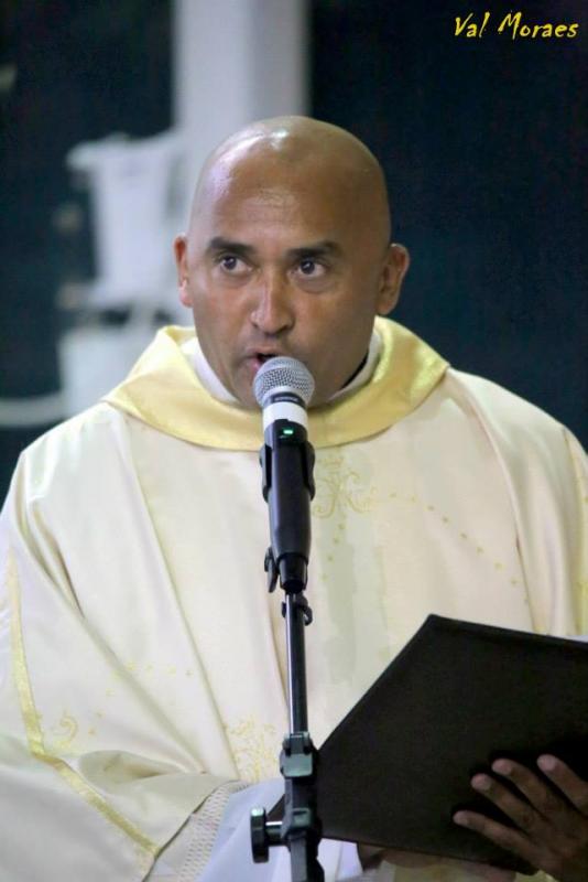 Mensagem Pe. José Roberto Rezende lançamento Livro Jubileu