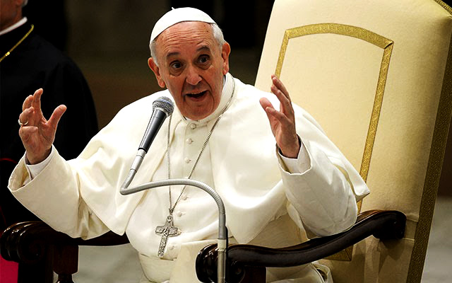 A PACIÊNCIA DO POVO DE DEUS LEVA AVANTE A IGREJA