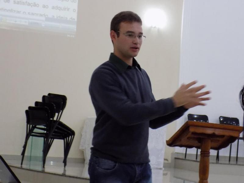 Série: Conhecendo os futuros Padres da Diocese de Apucarana - Parte 2: Renato Coelho