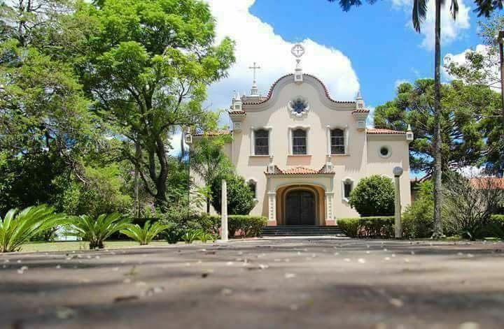 Uma Colônia de Fé, Amor, Esperança e História