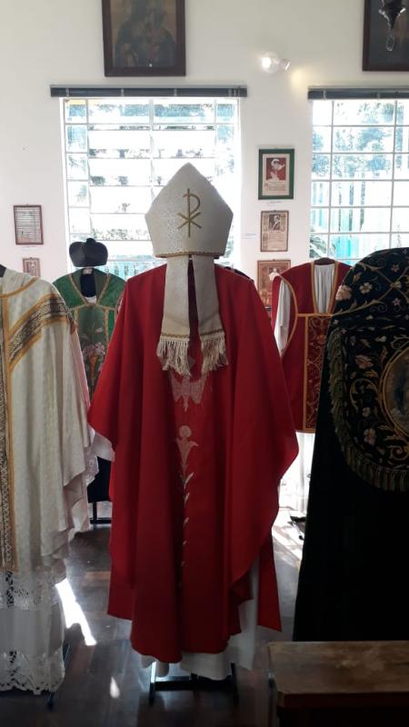 Futuro Museu da Diocese de Apucarana oferece materiais de Dom Domingos para o Memorial em Araucária